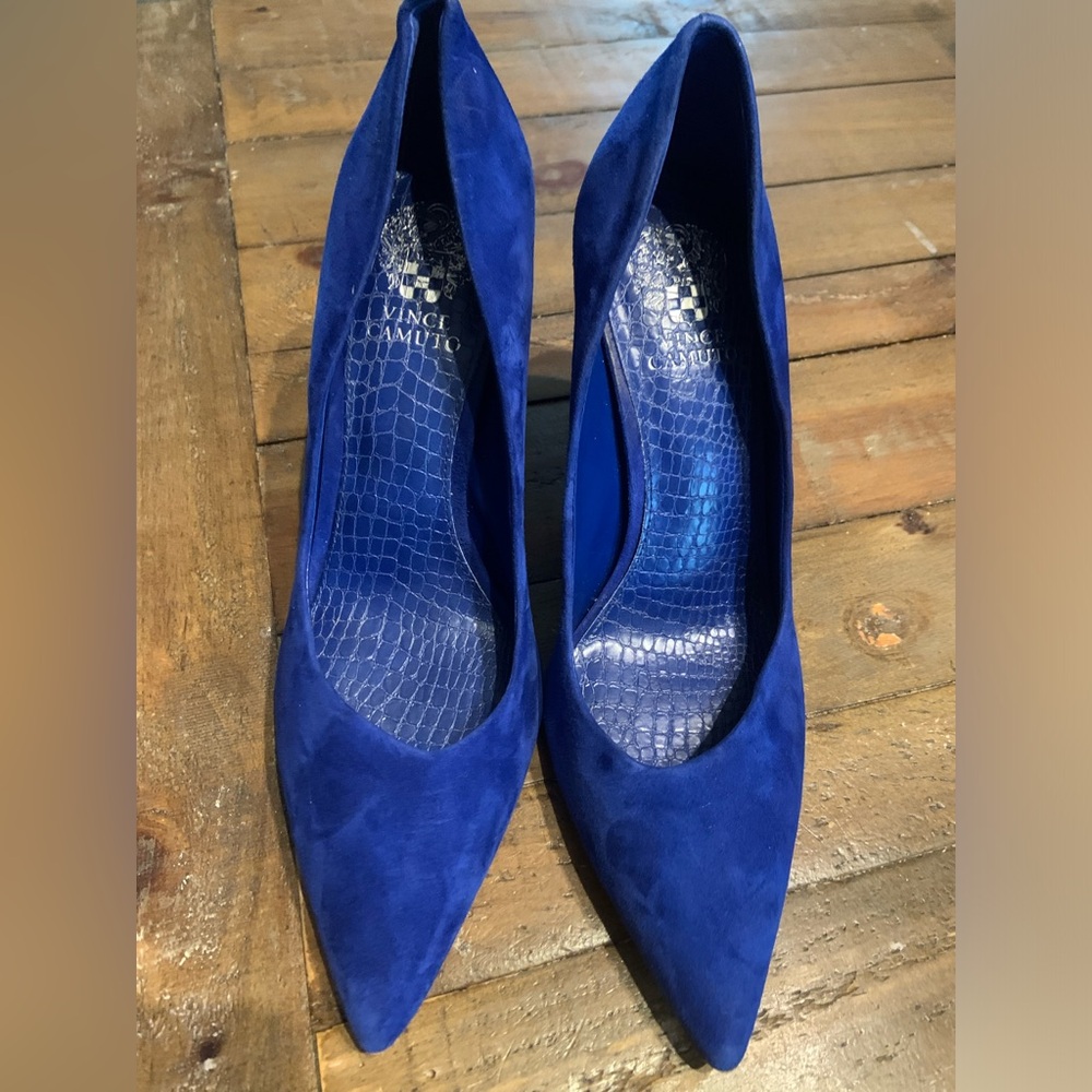 Vince Camuto Women's Akenta Flare Heel Pump size 8